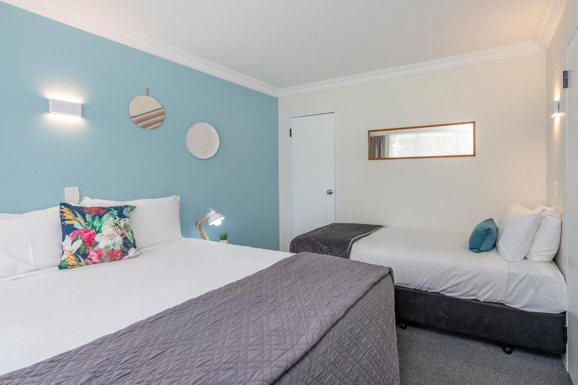 Kings Court Motel Вангануї Екстер'єр фото